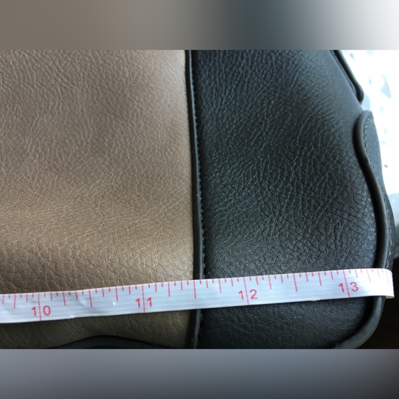 5/$20 2/$15 Vegan Handbag NWOT - Picture 5 of 10